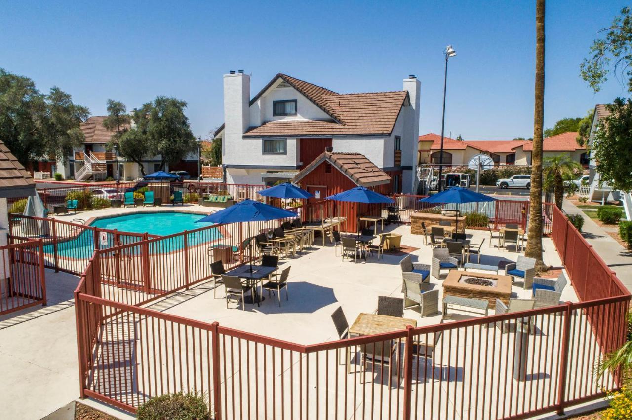 פיניקס Metro Phx Downstairs Studio Sleeps 4 Ada Accessible מראה חיצוני תמונה