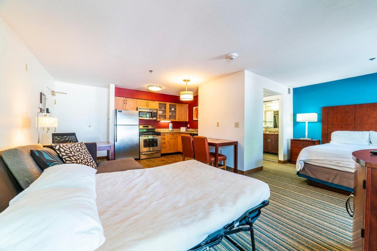 פיניקס Metro Phx Downstairs Studio Sleeps 4 Ada Accessible מראה חיצוני תמונה